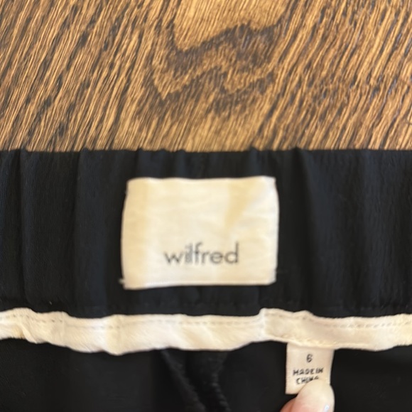 Aritzia Black Tapered Pants with Stripe - Picture 2 of 4